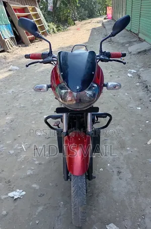 Bajaj Discover 135 2016 Red