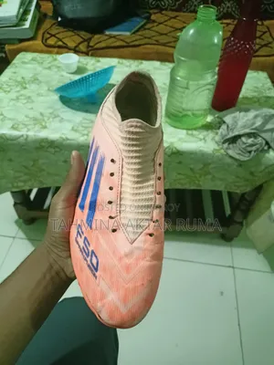 F50 Football Turf Size 41