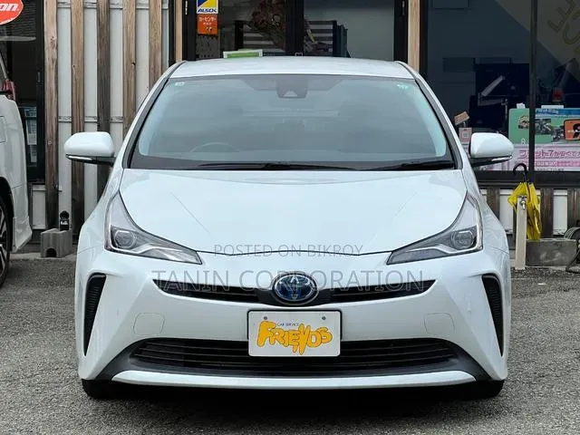 Toyota Prius 2020 Pearl