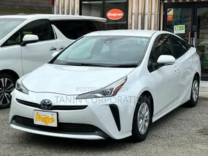 Toyota Prius 2020 Pearl