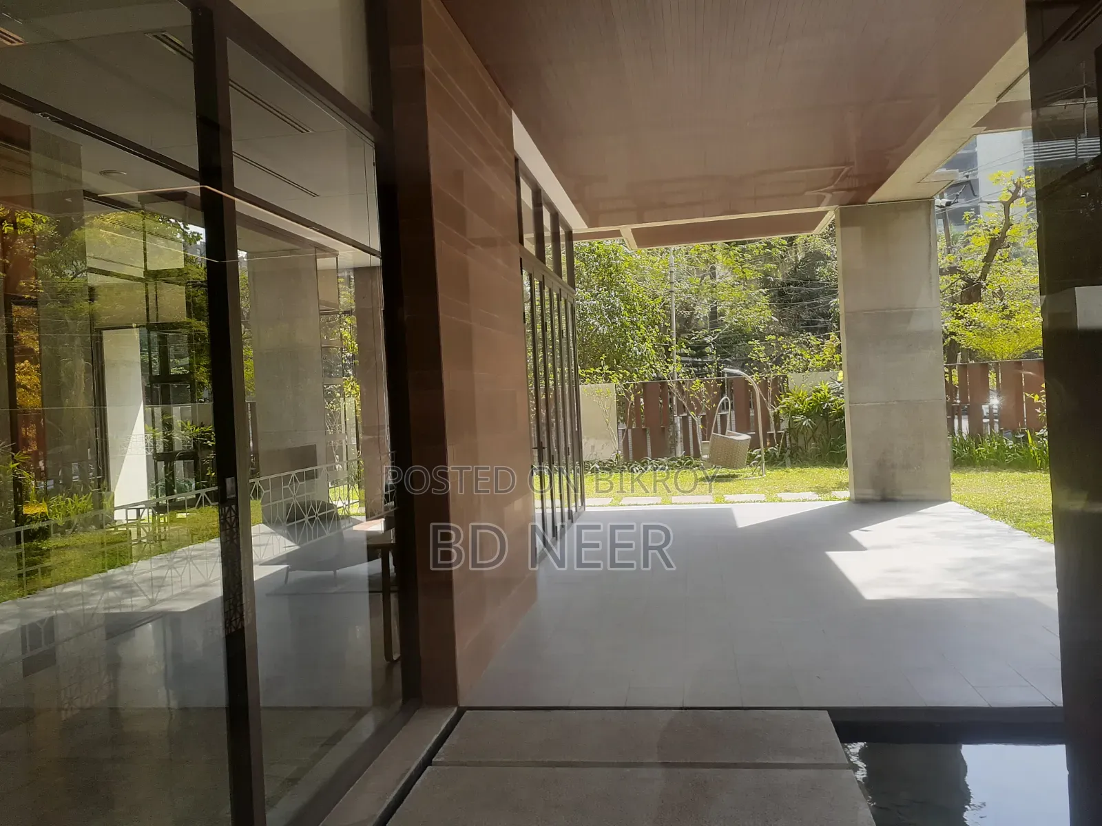 4-bedroom Apartment in Gulshan for Rent