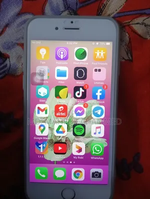 Apple iPhone 6 64 GB White