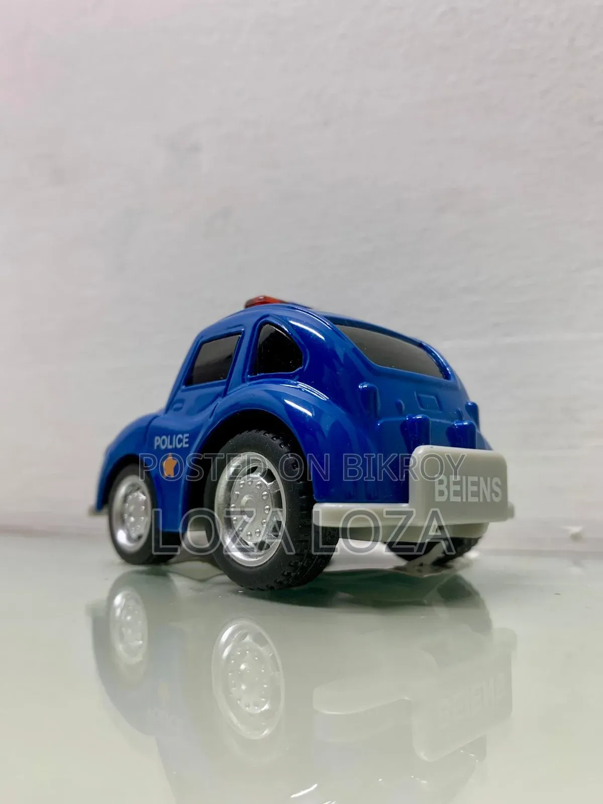 Traffic Vehicle Vintage Pull-Back Diecast Cars. Since 1998.