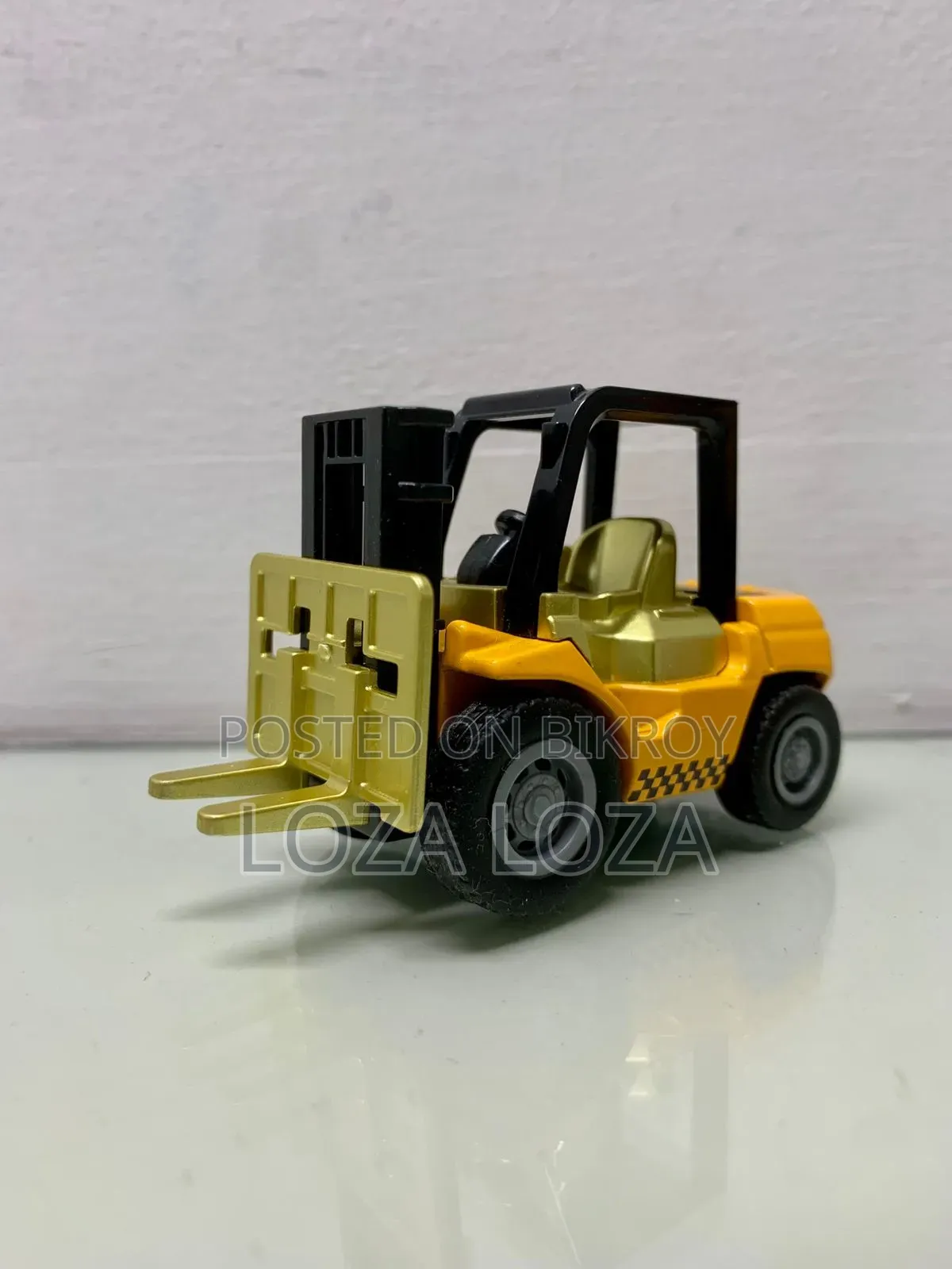 Traffic Vehicle Vintage Pull-Back Diecast Cars. Since 1998.