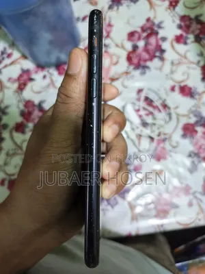 Apple XR ৬৪ জিবি ব্ল্যাক