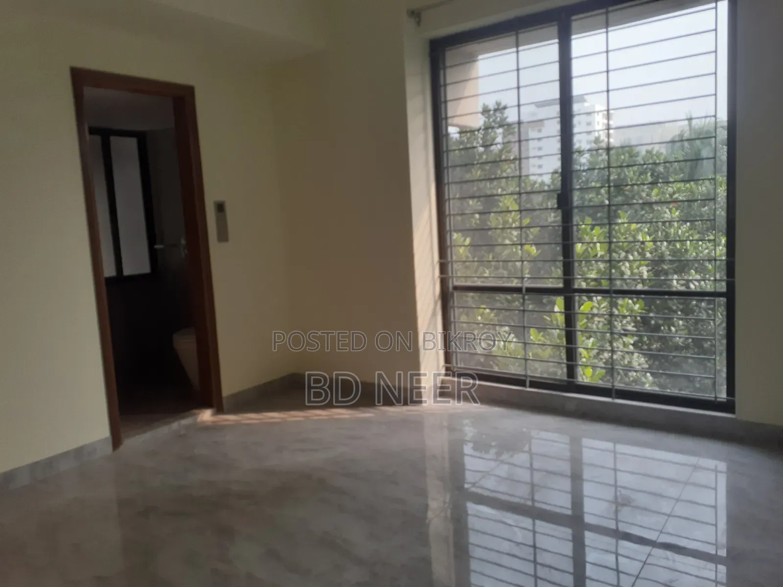 4-bedroom Apartment in Gulshan for Rent