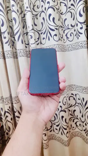 Apple iPhone 13 128 GB Red