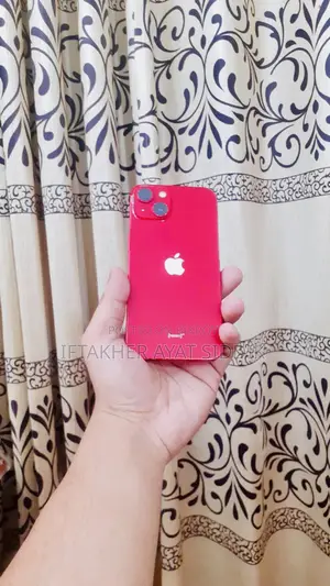 Apple iPhone 13 128 GB Red