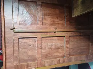 Wooden Meat Case for Sale