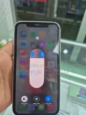 Apple iPhone 11 64 GB White