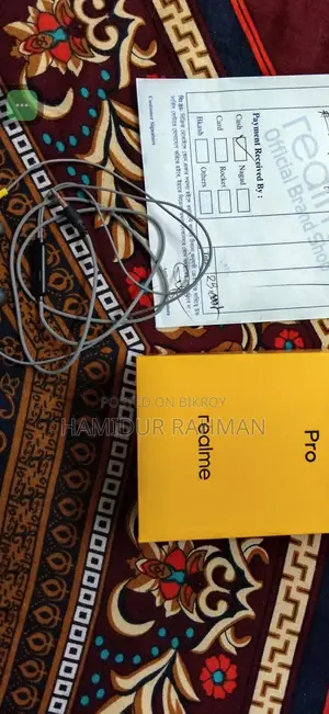 Stereo Earphone for sale.
