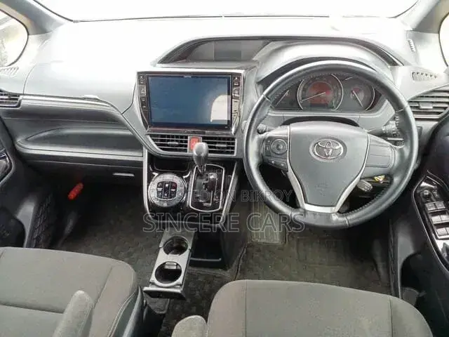 Toyota Esquire 2020 Black