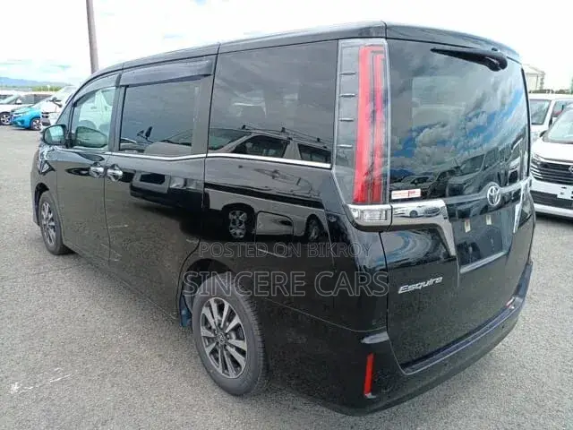 Toyota Esquire 2020 Black