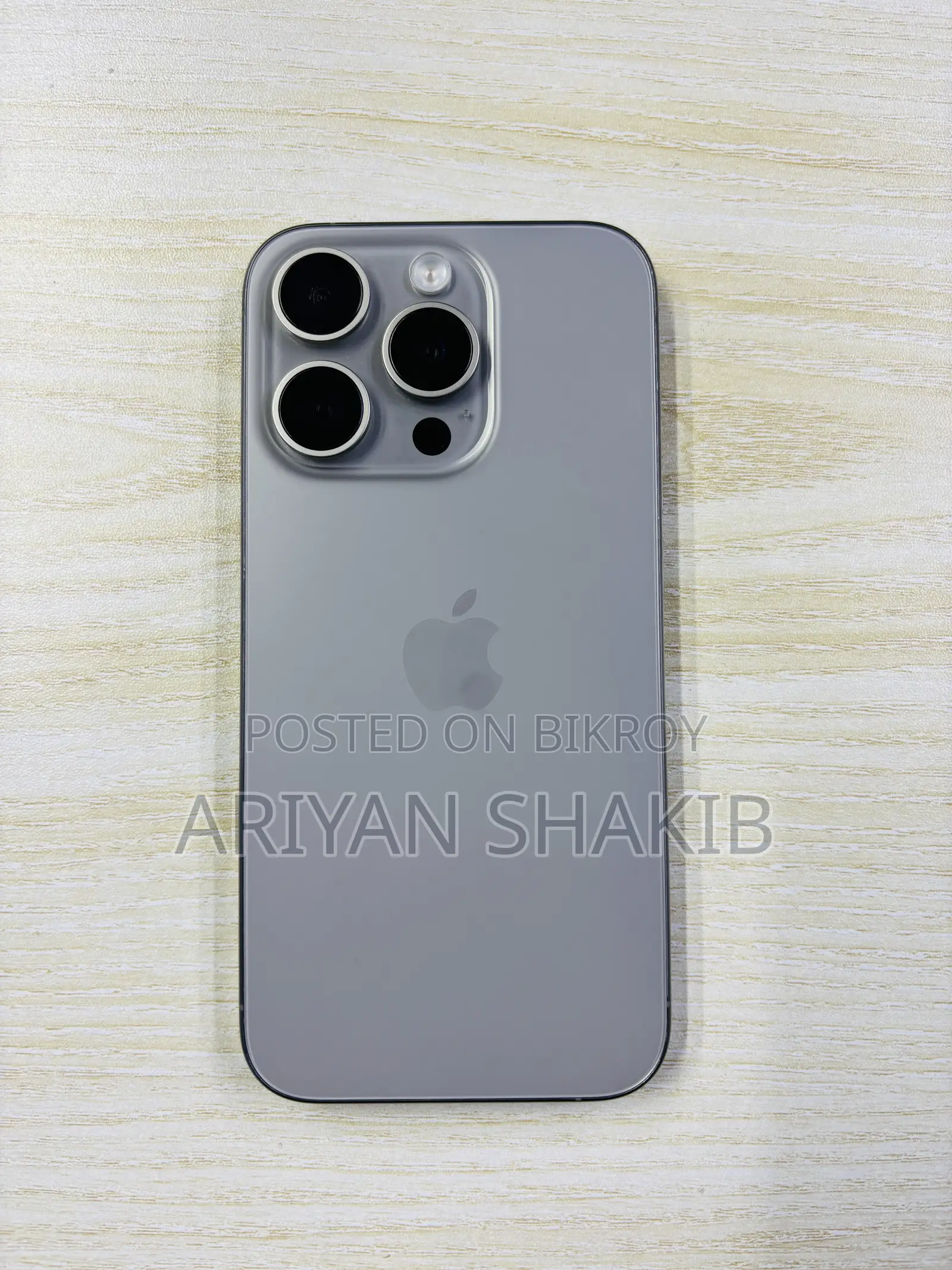 Apple iPhone 15 Pro 128 GB Bronze