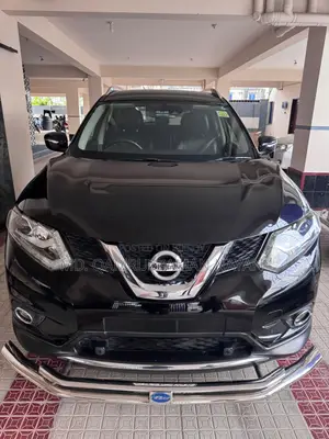 Nissan X-Trail 2.0 Hybrid FWD 2015 Black