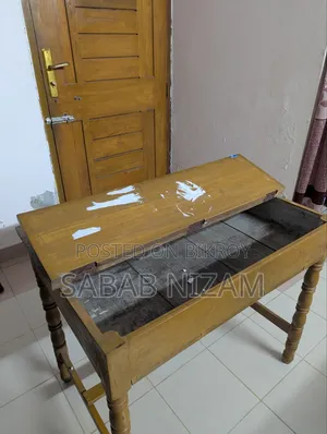 Reading Table
