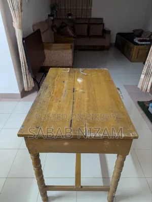 Reading Table