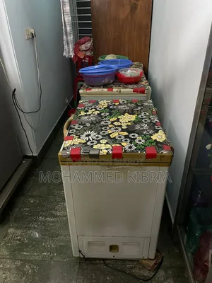 ফ্রিজটি খুবই ভালো মানের নতুন বড় ফ্রিজ কেনা হবে তাই বিক্রি করছি