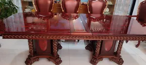 ডাইনিং টেবিল