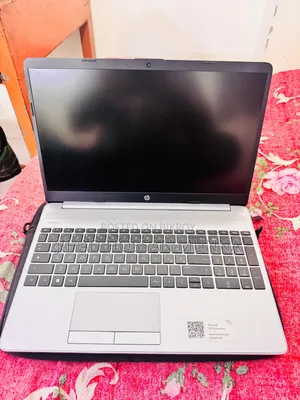 Laptop HP 255 G8 16GB AMD Ryzen HDD+SSD 512GB