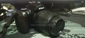 Nikon D60 DSLR Camera