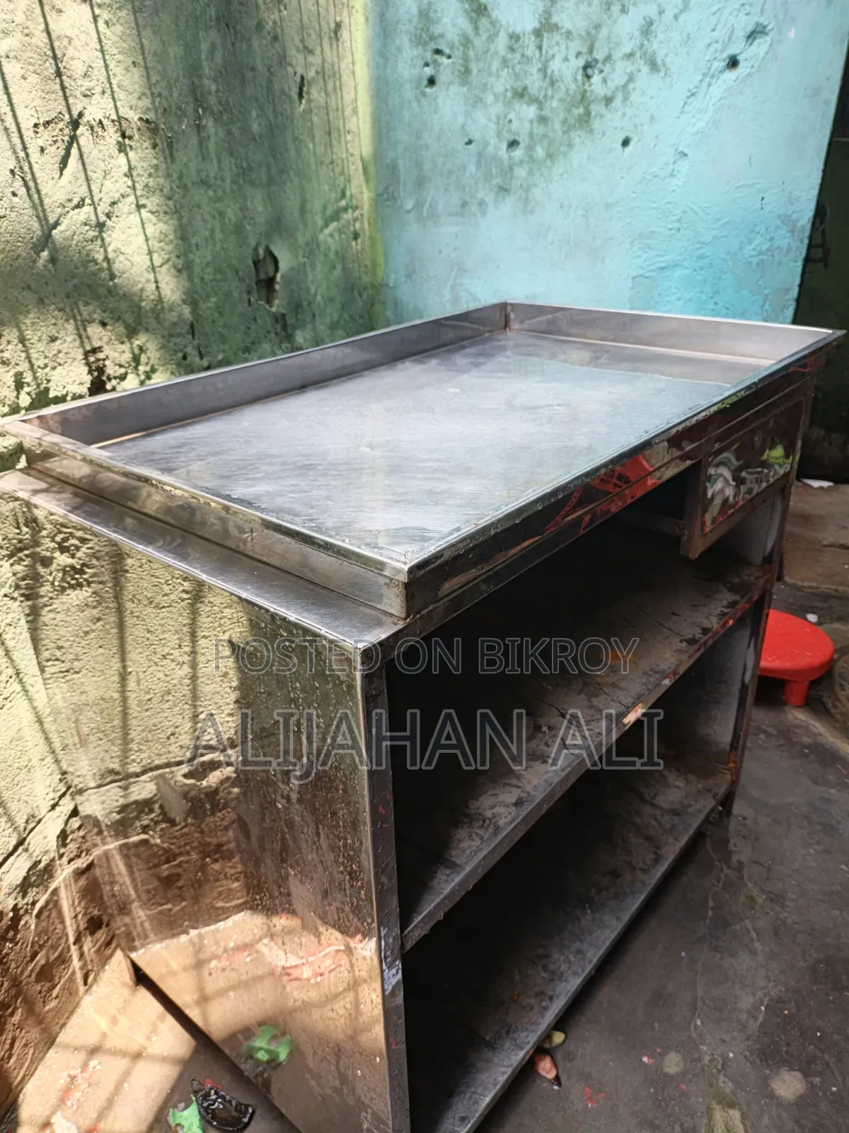 চায়ের দোকানের আসবাবপত্র
