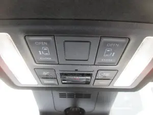Toyota Noah 2022 White