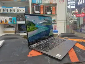 Laptop Lenovo ThinkPad X1 Yoga 16GB Intel Core I5 SSD 512GB
