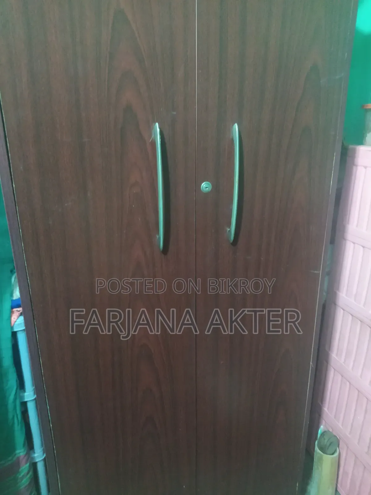 নতুন আলমারি