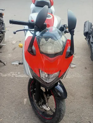 Suzuki Gixxer SF FI 2023 Orange