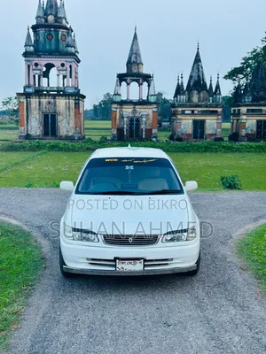 Toyota Corolla G 1.5 4WD Automatic 2000 White