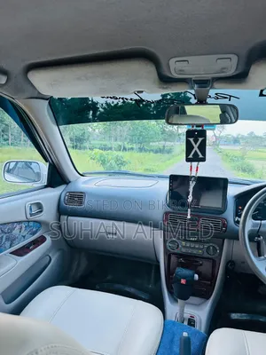 Toyota Corolla G 1.5 4WD Automatic 2000 White