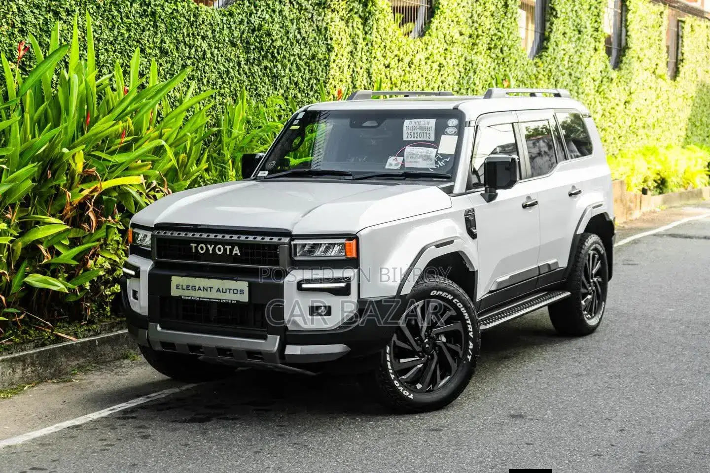 New Toyota Land Cruiser Prado 2.7 2024 White
