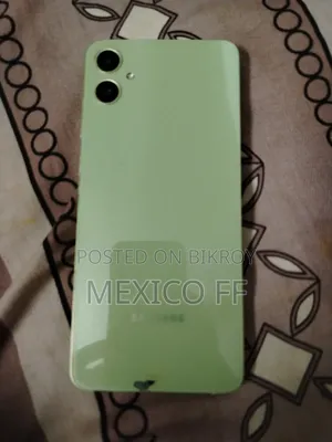 Samsung Galaxy A05 64 GB Green