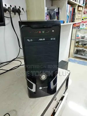 Desktop Computer Gigabyte GB-EACE-3450 4GB Intel Core I3 HDD 500GB