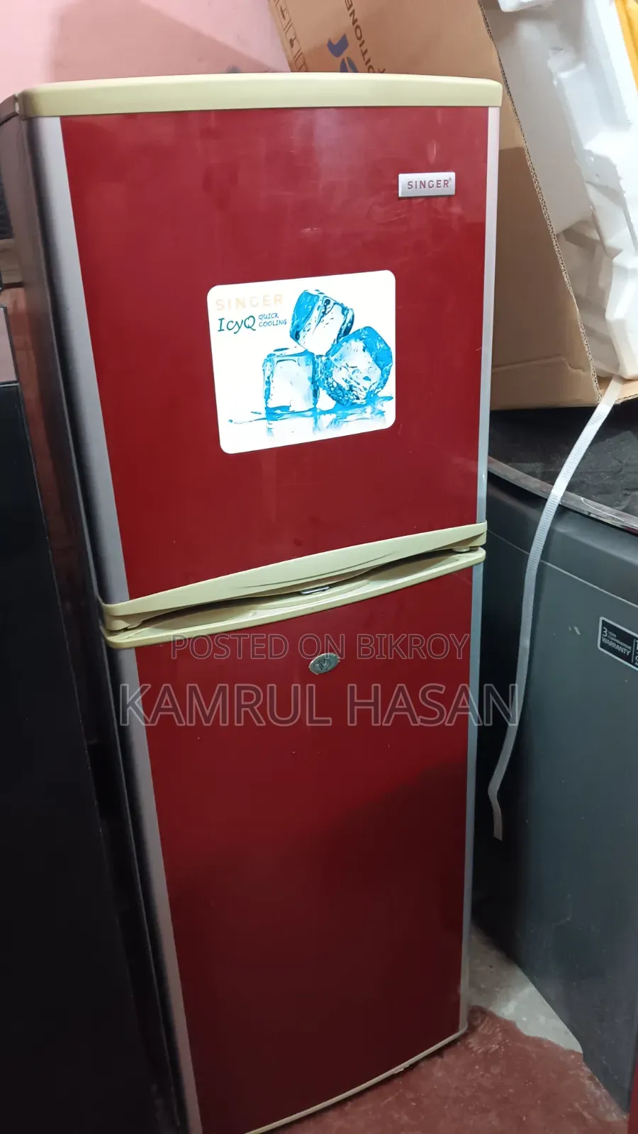 Singer 8 CFT Small Fridge
