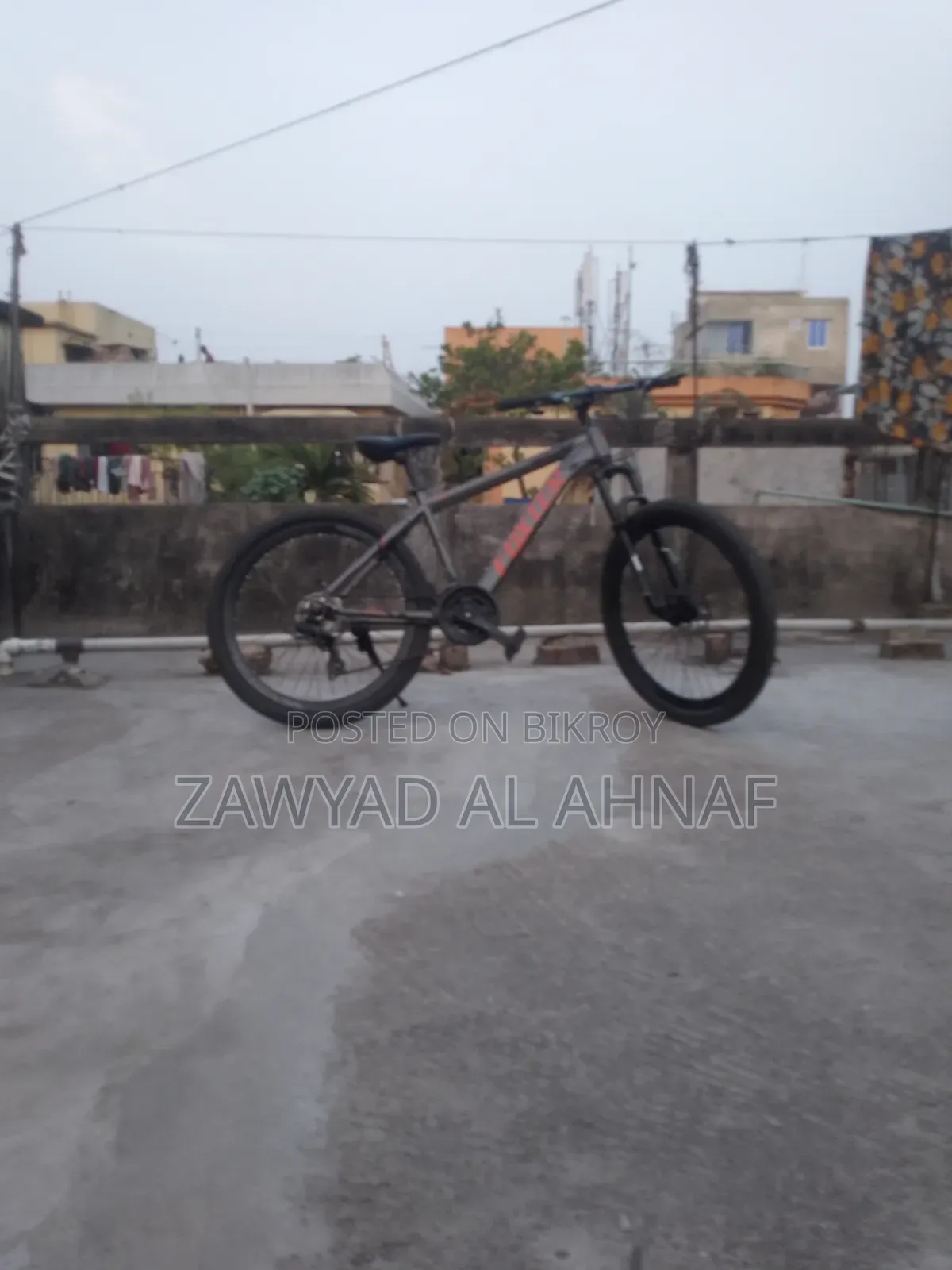 Almost New Cycle Foxter Buzz-2 Bike.