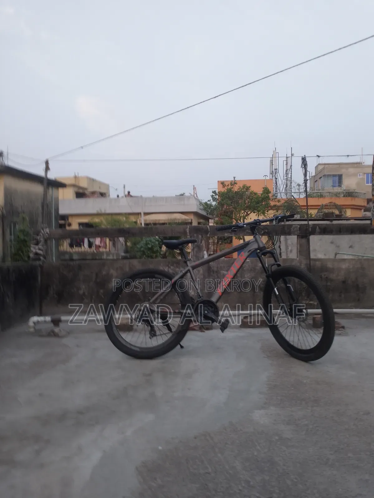 Almost New Cycle Foxter Buzz-2 Bike.