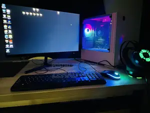 Desktop Computer Asus 16GB AMD Ryzen 5 SSD 500GB