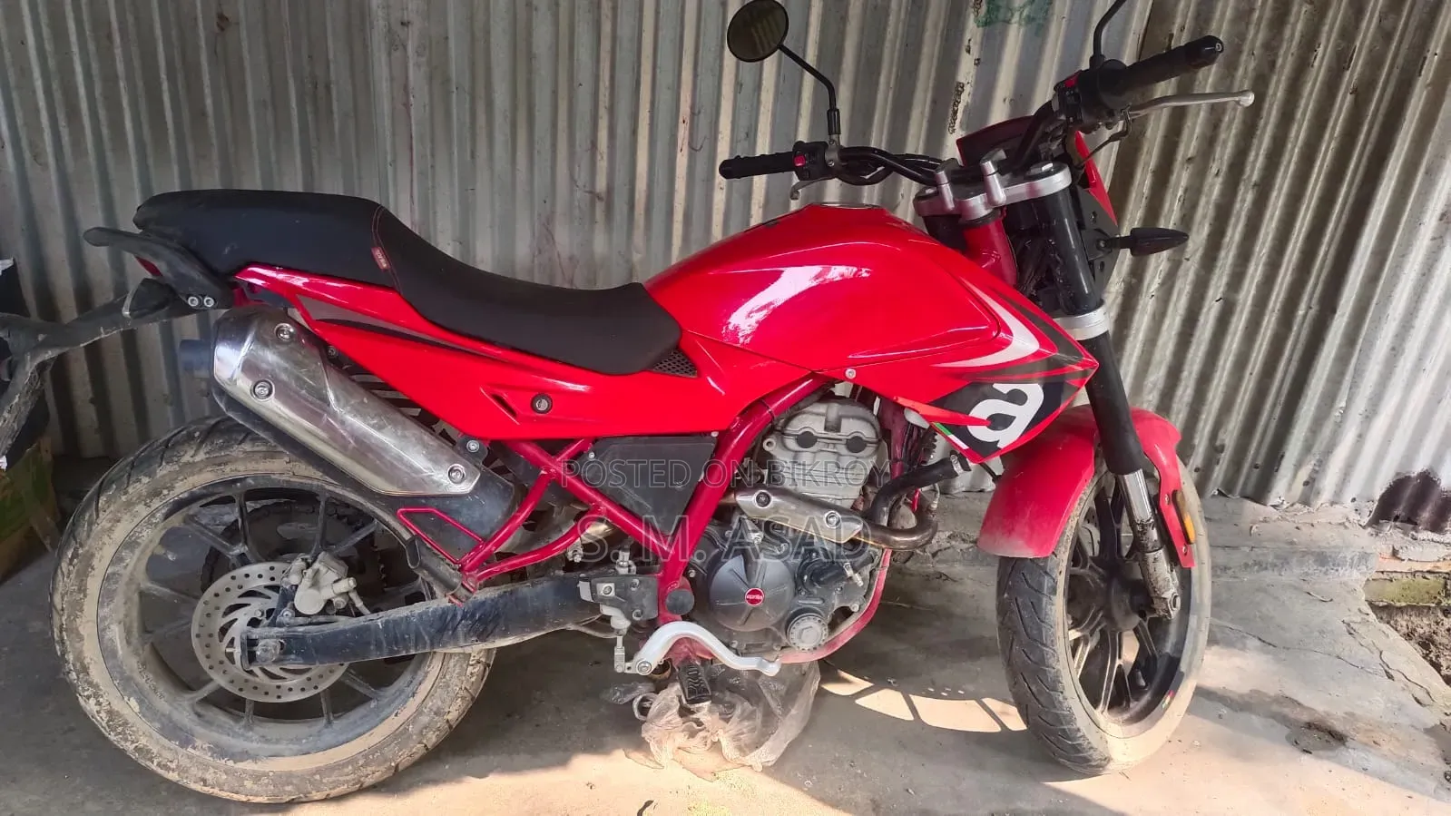 New Aprilia CAFE 2025 Red