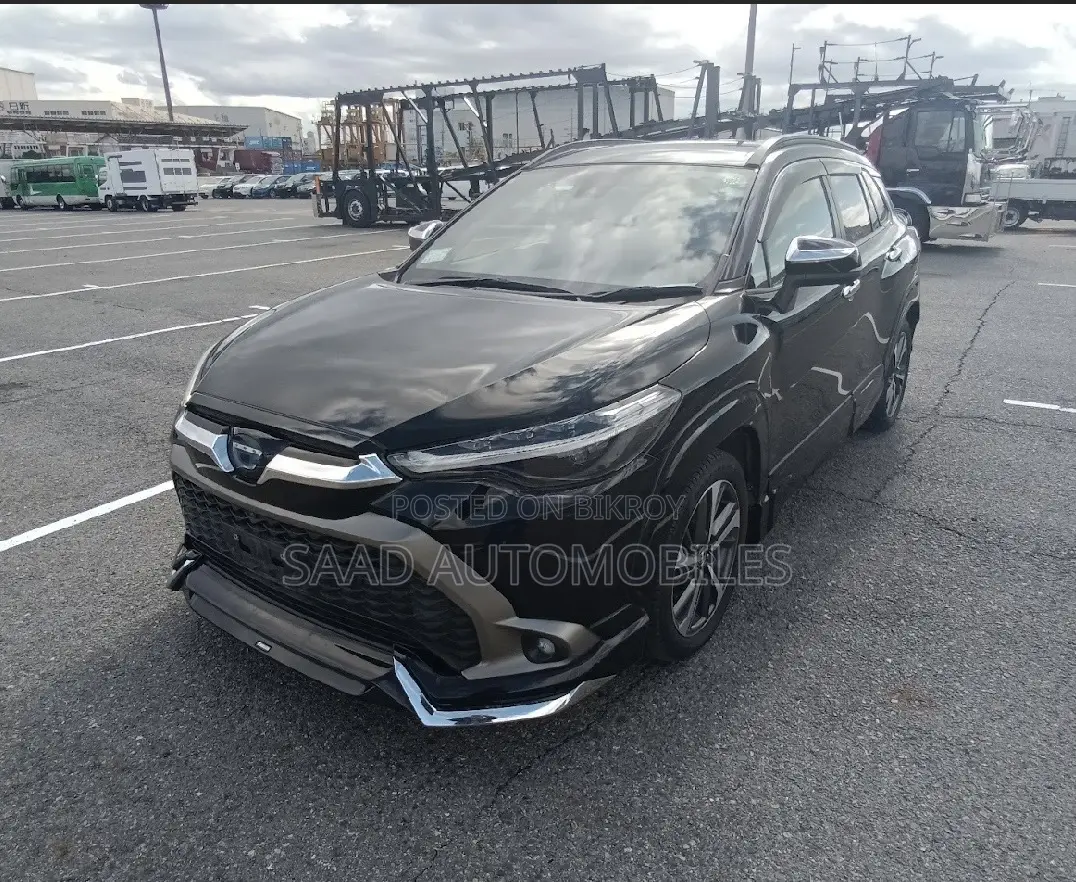 Toyota Corolla Cross 1.8 Hybrid AWD 2021 Black