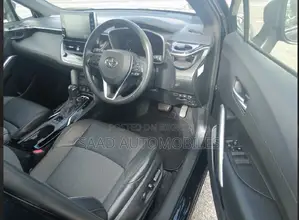 Toyota Corolla Cross 1.8 Hybrid AWD 2021 Black