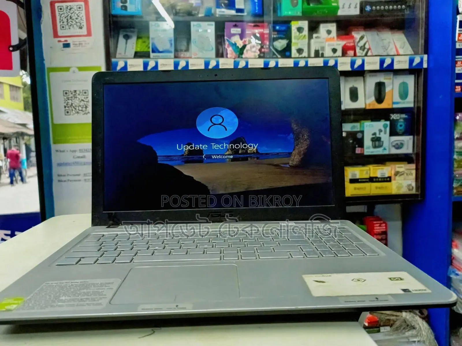 Laptop Asus VivoBook X540SA 4GB Intel Core I3 HDD 1T