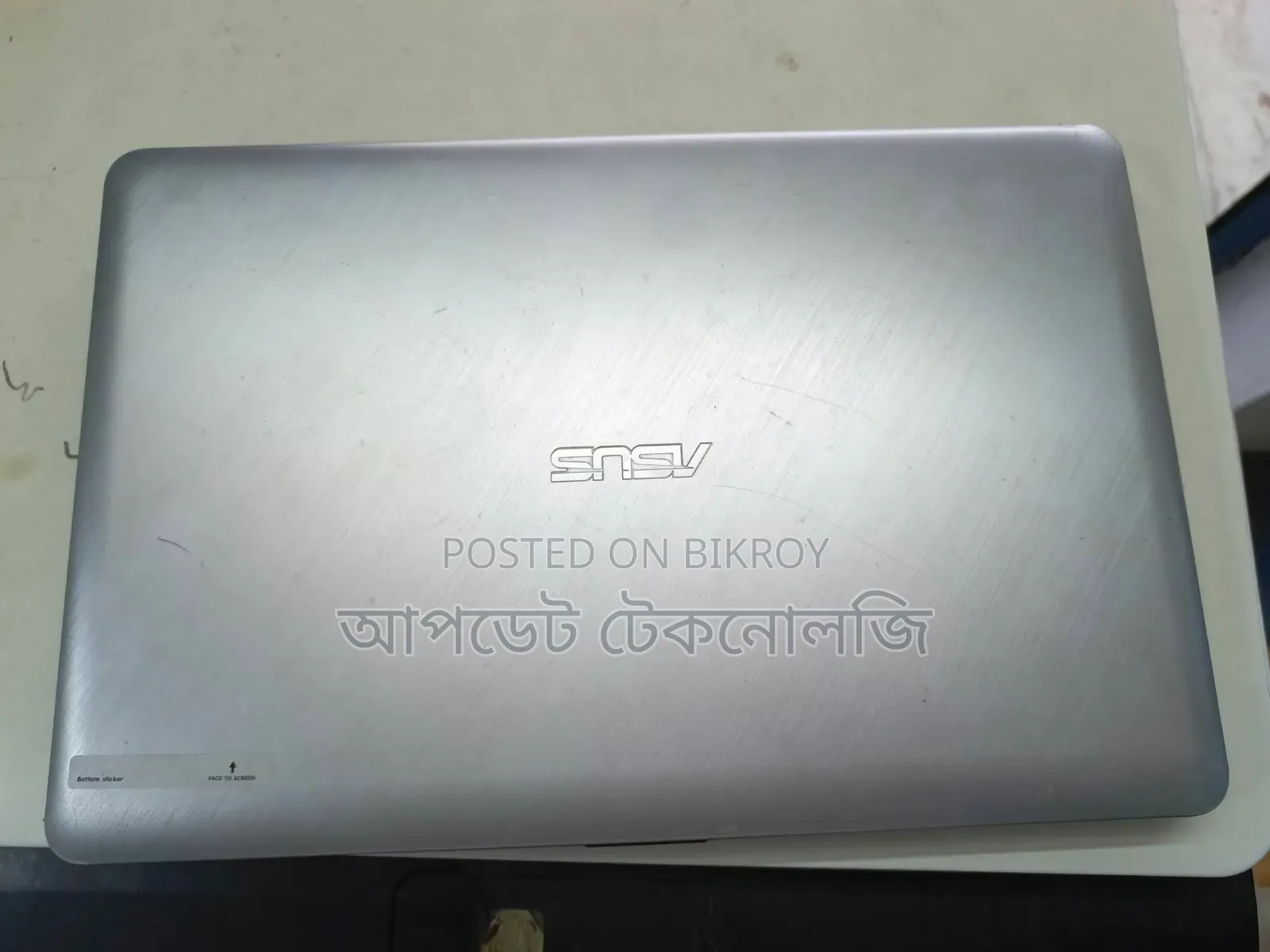 Laptop Asus VivoBook X540SA 4GB Intel Core I3 HDD 1T
