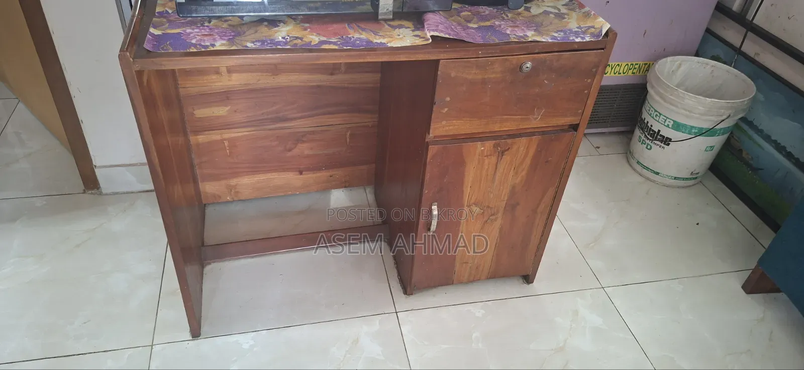 Reading Table (Pure Wood)