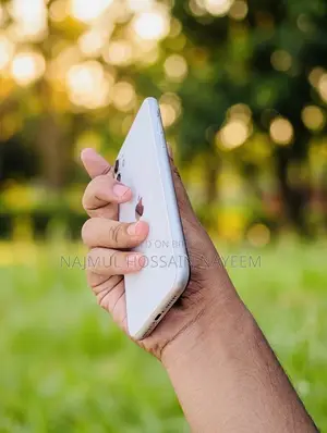 Apple iPhone 11 128 GB White