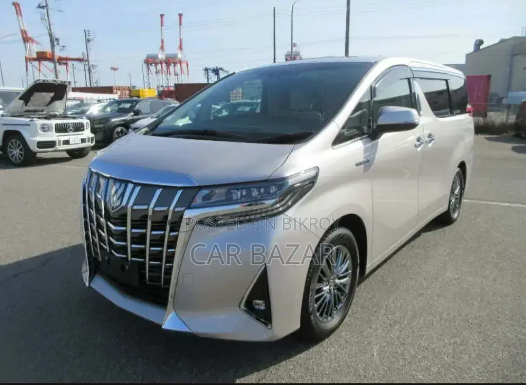 Toyota Alphard 2.5 Hybrid AWD 2021 Beige