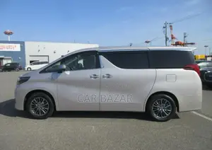 Toyota Alphard 2.5 Hybrid AWD 2021 Beige