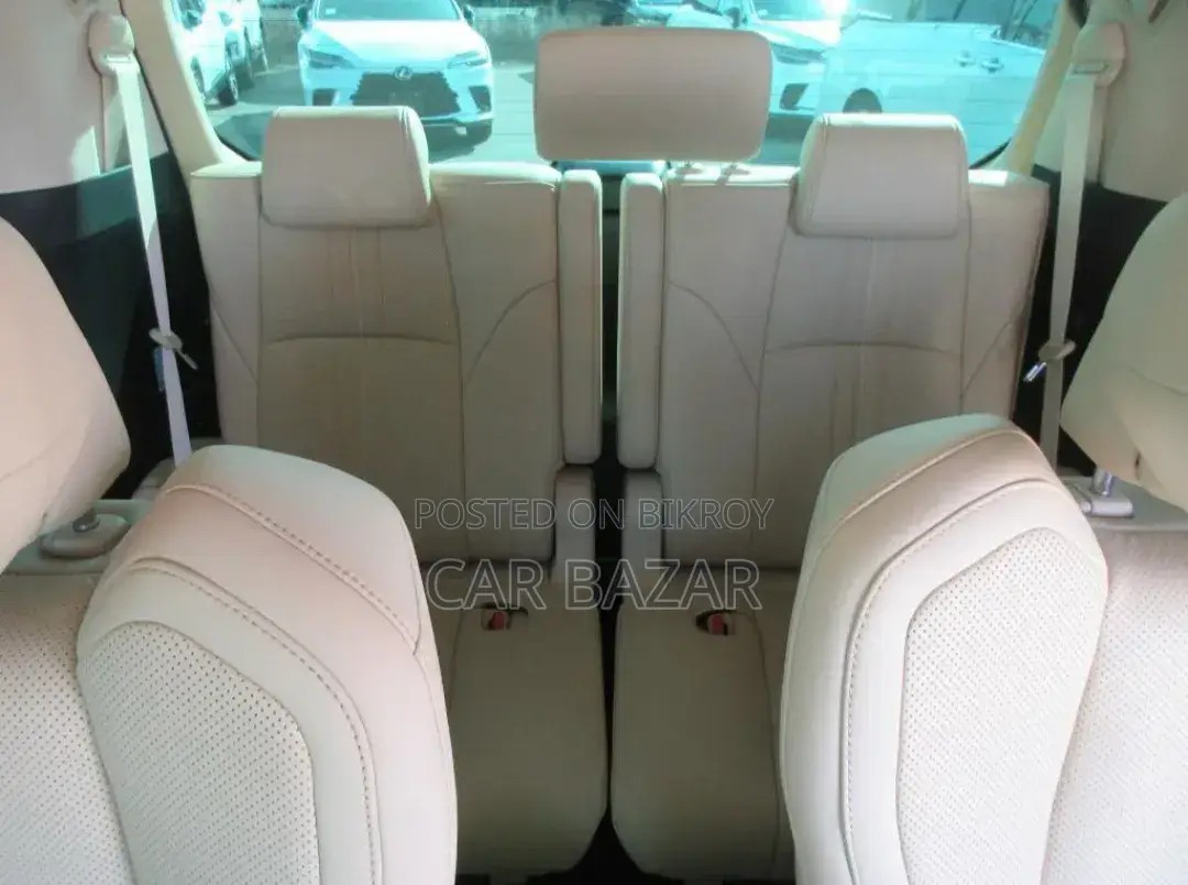 Toyota Alphard 2.5 Hybrid AWD 2021 Beige