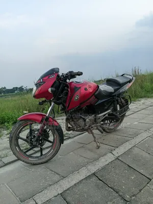 Bajaj Pulsar 150 2014 Red